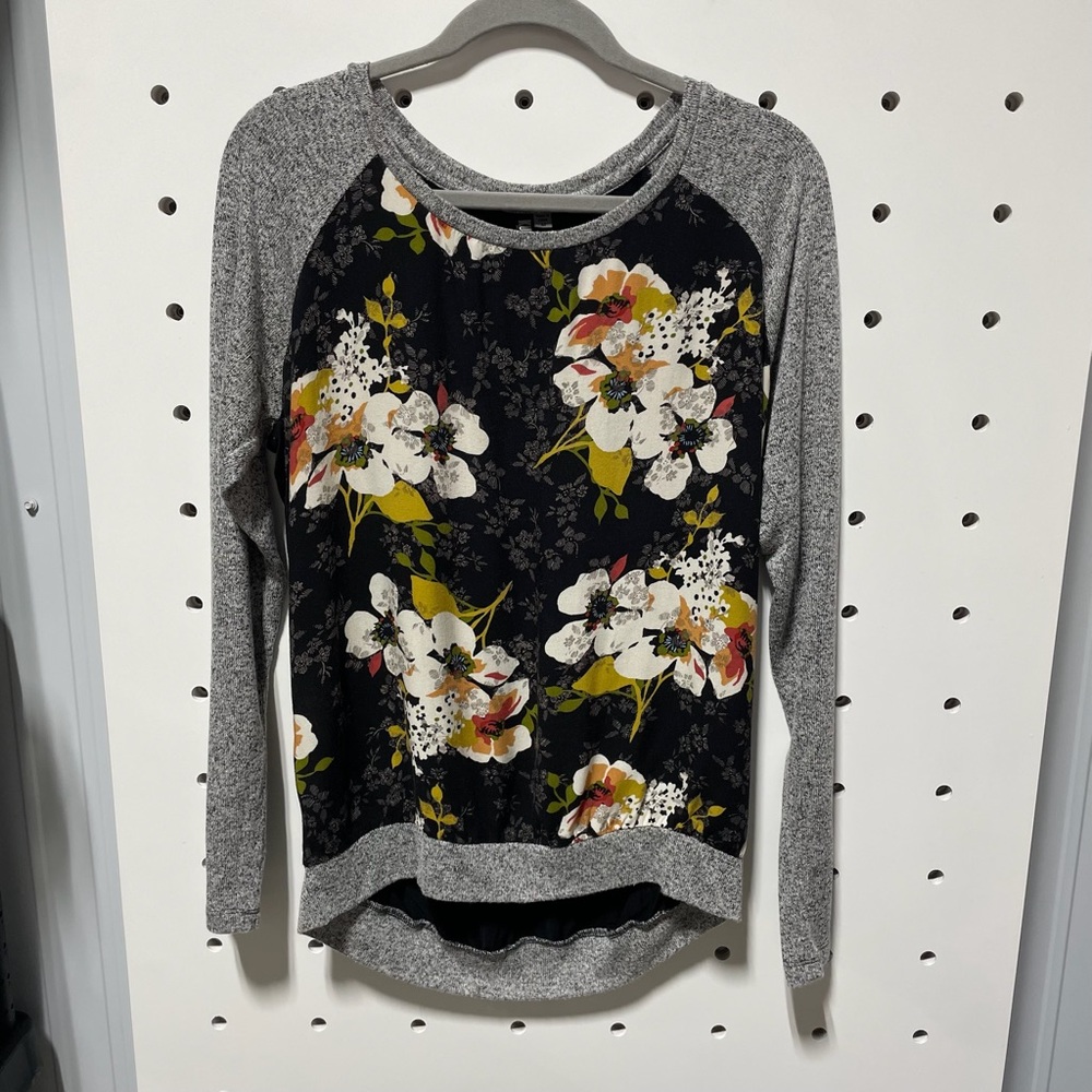 Kut from the Kloth Floral Print Long Sleeve Top Size M - Picture 2 of 4